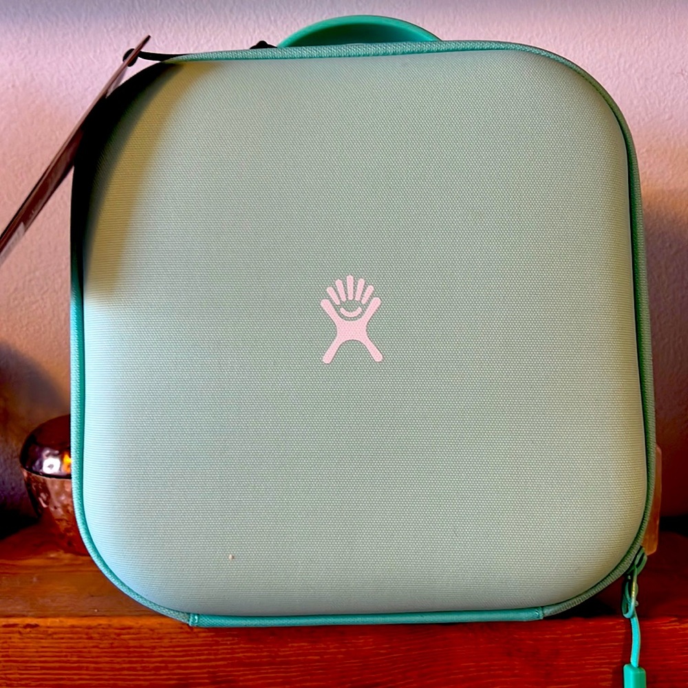 Hydro Flask NWT kids blue lunchbox insulated